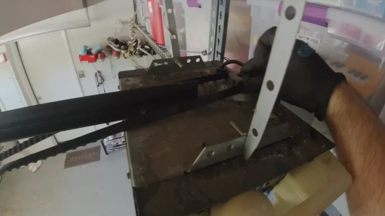 garage door belt off track