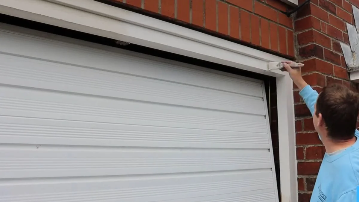 painting trim around garage door