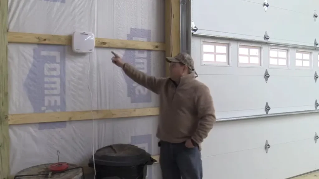 LiftMaster 827LM