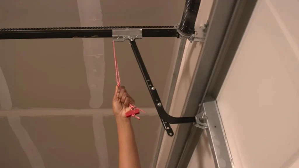 Using the Emergency Release Cord