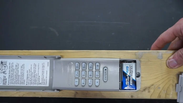 change battery in chamberlain garage door opener keypad